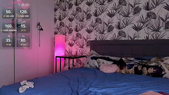 Snapshot of Helen_bae chatting on October 27, 5:25 pm Helen bae online show from October 27, 5:25 pm