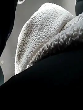 tuty Tap online show from December 3, 8:19 pm