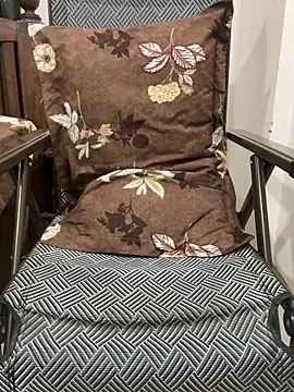 HoneyBearCpl online show from March 31, 3:58 pm