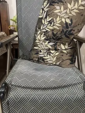 HoneyBearCpl online show from April 23, 4:08 pm