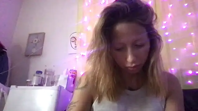 megansweetfromthevalley online show from July 18, 1:58 am