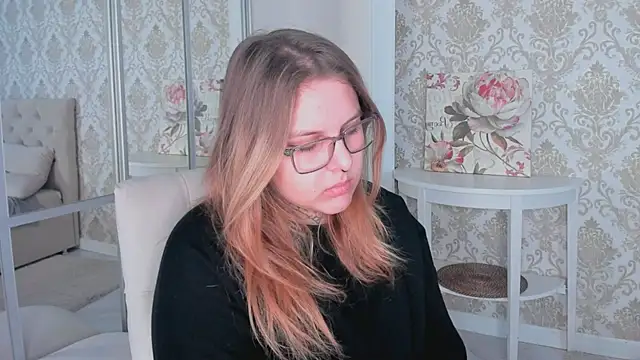 EngelCoombs online show from December 15, 6:15 pm