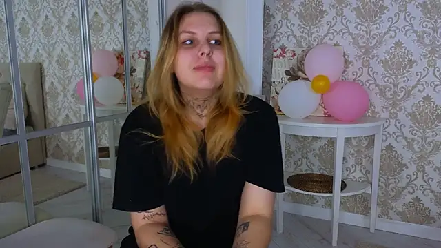 EngelCoombs online show from December 11, 10:16 pm