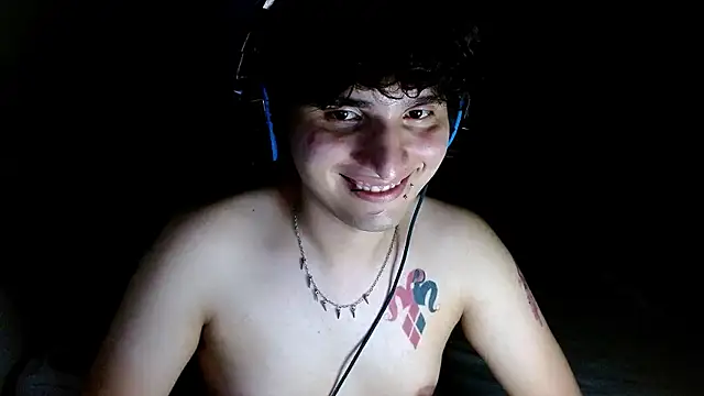 Charley quin online show from June 2, 1:05 am