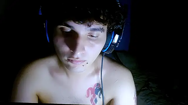 Charley quin online show from April 13, 11:42 pm