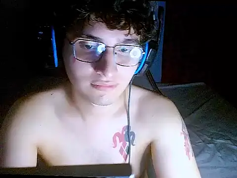 Charley quin online show from March 26, 11:13 pm