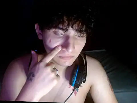 Charley quin online show from March 21, 2:35 am