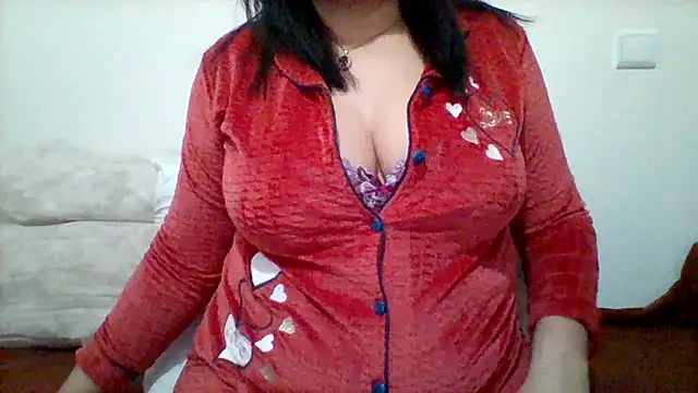 spicy loulou online show from December 13, 2:38 pm