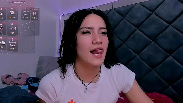 Nellyhills online show from November 7, 5:39 pm