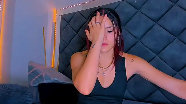 Nellyhills online show from March 17, 4:01 pm