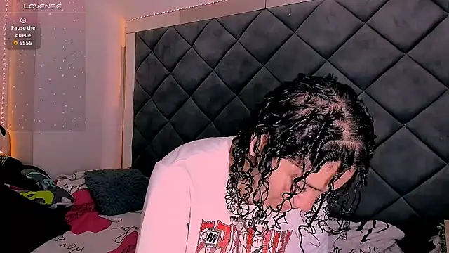 Nellyhills online show from September 28, 11:34 pm