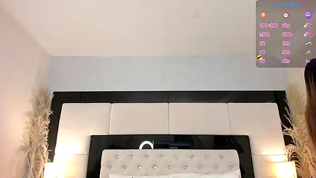 CarlaRossi  online show from October 9, 7:36 pm