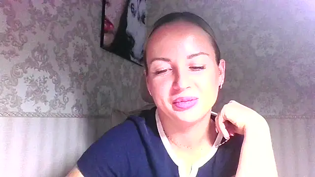 Snapshot of jennifer838 chatting on October 6, 12:06 pm jennifer838 online show from October 6, 12:06 pm