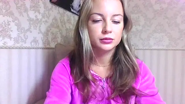 Snapshot of jennifer838 chatting on September 15, 12:49 pm jennifer838 online show from September 15, 12:49 pm