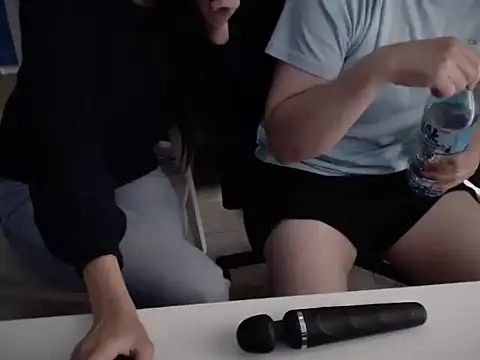 CuteMan33 online show from May 15, 11:08 am