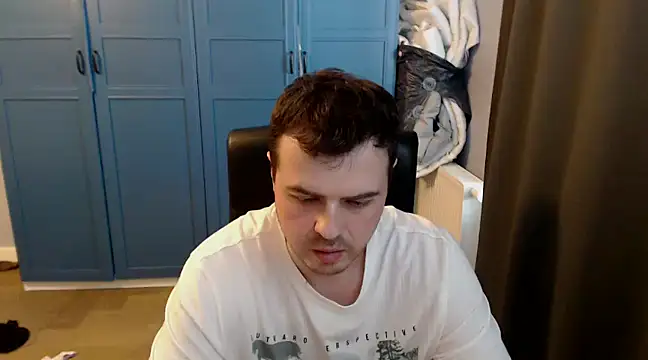 Snapshot of CuteMan33 chatting on March 19, 8:23 am CuteMan33 online show from March 19, 8:23 am