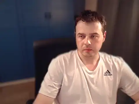 CuteMan33 online show from May 8, 10:24 pm