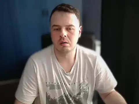 CuteMan33 online show from March 29, 1:02 pm