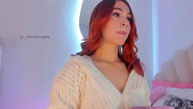  cherrykingsley1 online show from March 13, 4:17 am