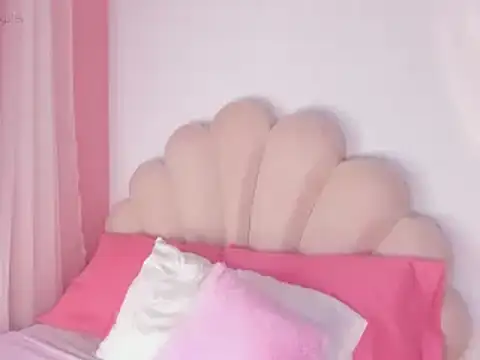  cherrykingsley1 online show from November 4, 2:26 am