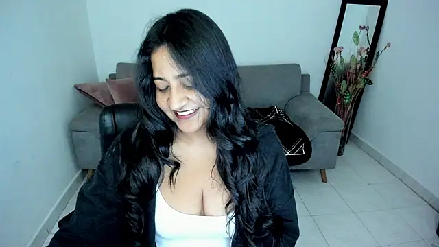 Adele Sweett online show from April 9, 10:43 am