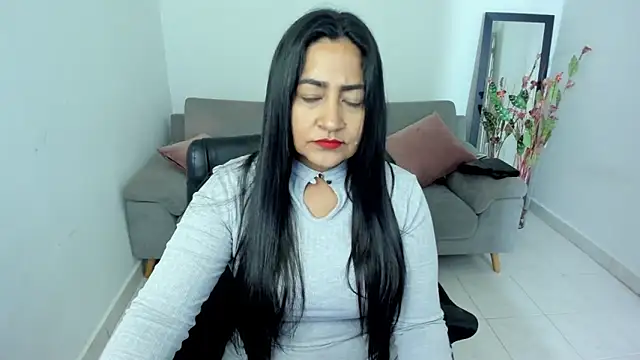 Snapshot of Adele_Sweett chatting on September 30, 9:37 am Adele Sweett online show from September 30, 9:37 am