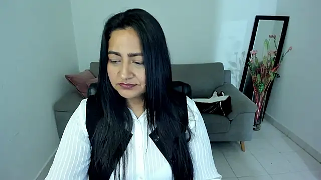 Adele Sweett online show from March 26, 10:46 am