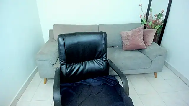 Adele Sweett online show from March 3, 11:28 am