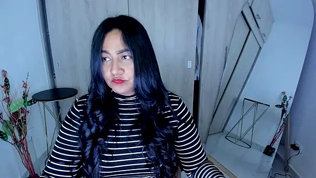 Adele Sweett online show from June 1, 10:37 am