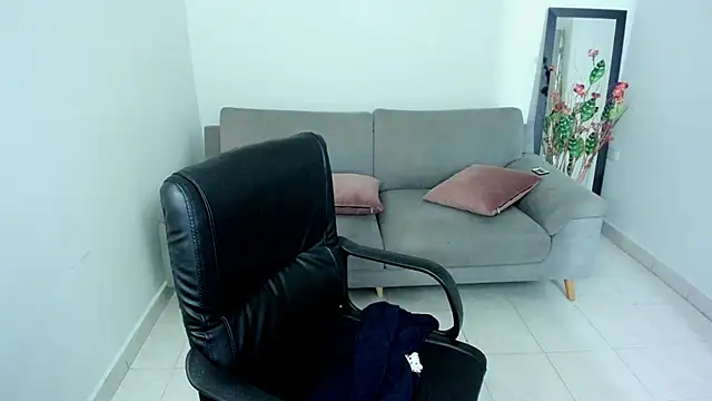 Snapshot of Adele_Sweett chatting on September 25, 2:06 am Adele Sweett online show from September 25, 2:06 am