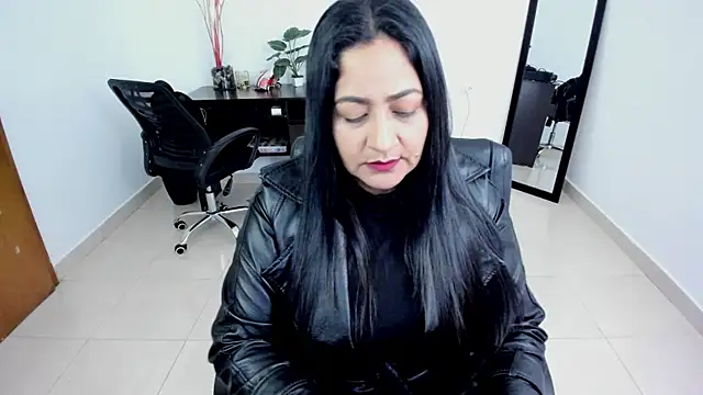 Snapshot of Adele_Sweett chatting on March 15, 11:51 am Adele Sweett online show from March 15, 11:51 am