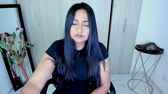 Adele Sweett online show from May 20, 10:34 am