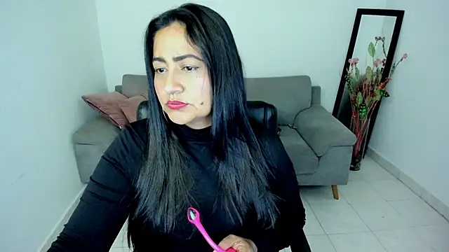 Adele Sweett online show from March 27, 10:49 am