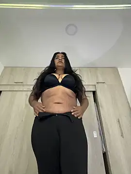 Snapshot of Adele_Sweett chatting on June 20, 10:53 am Adele Sweett online show from June 20, 10:53 am