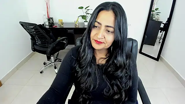 Snapshot of Adele_Sweett chatting on March 4, 4:30 pm Adele Sweett online show from March 4, 4:30 pm