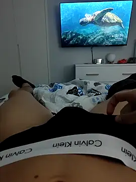 Snapshot of fnatic2806 chatting on October 10, 12:00 am fnatic2806 online show from October 10, 12:00 am