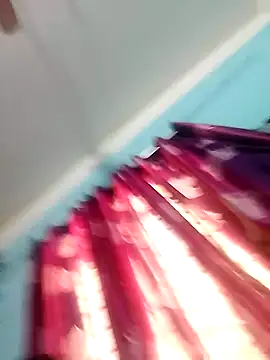 sweety-100 online show from December 14, 7:29 am