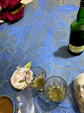 Snapshot of United3 chatting on November 20, 9:10 am United3 online show from November 20, 9:10 am