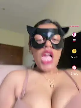 Snapshot of SEXY_JENNY_ chatting on May 3, 8:23 pm SEXY JENNY online show from May 3, 8:23 pm