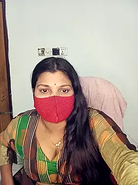 Hot-Angel  online show from November 18, 5:49 pm