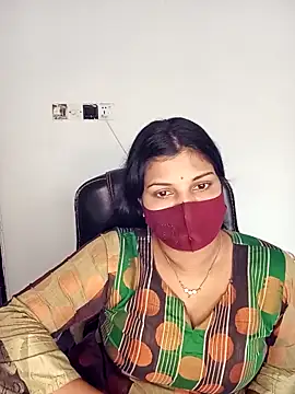 Hot-Angel  online show from November 6, 4:27 am