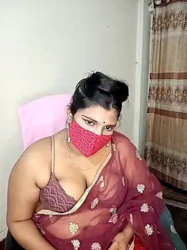 Snapshot of Hot-Angel_ chatting on February 2, 3:21 am Hot-Angel online show from February 2, 3:21 am