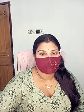 Hot-Angel  online show from November 17, 5:39 pm