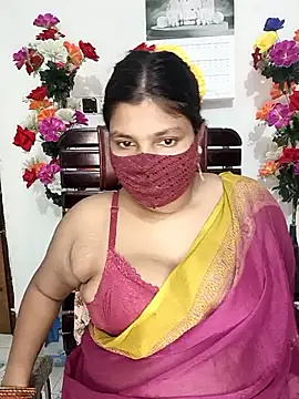 Hot-Angel  online show from February 7, 5:10 pm