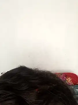 Hot-Angel  online show from January 18, 3:10 am