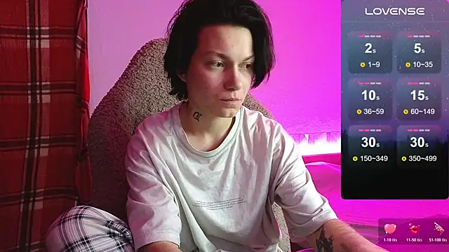 esajukyy online show from November 21, 3:00 pm