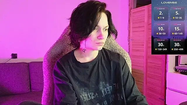 esajukyy online show from February 13, 1:33 pm