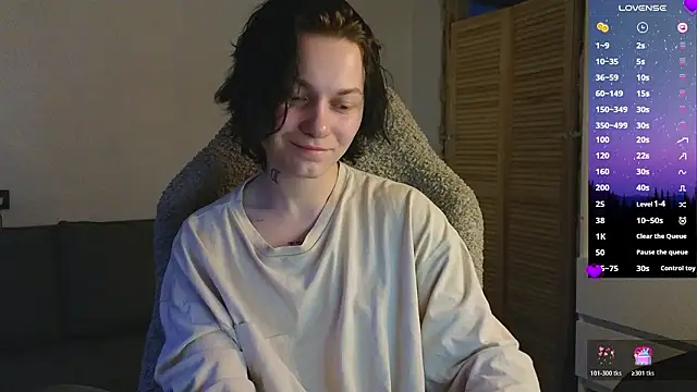 esajukyy online show from March 12, 12:20 pm