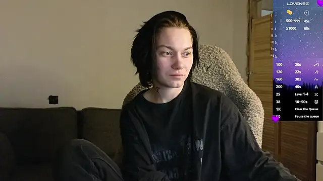 esajukyy online show from February 25, 3:34 pm