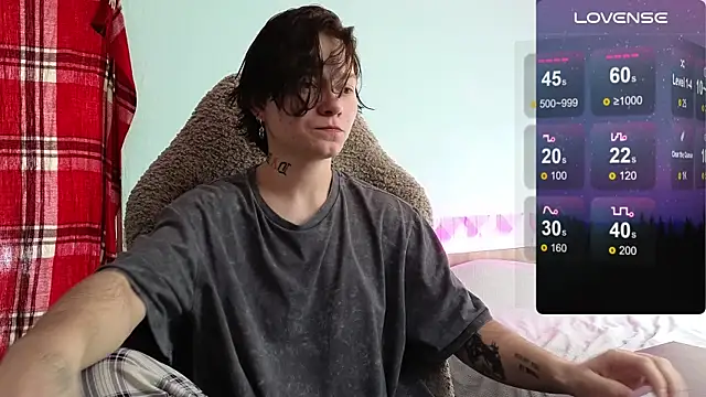 Snapshot of esajukyy chatting on October 18, 8:16 am esajukyy online show from October 18, 8:16 am